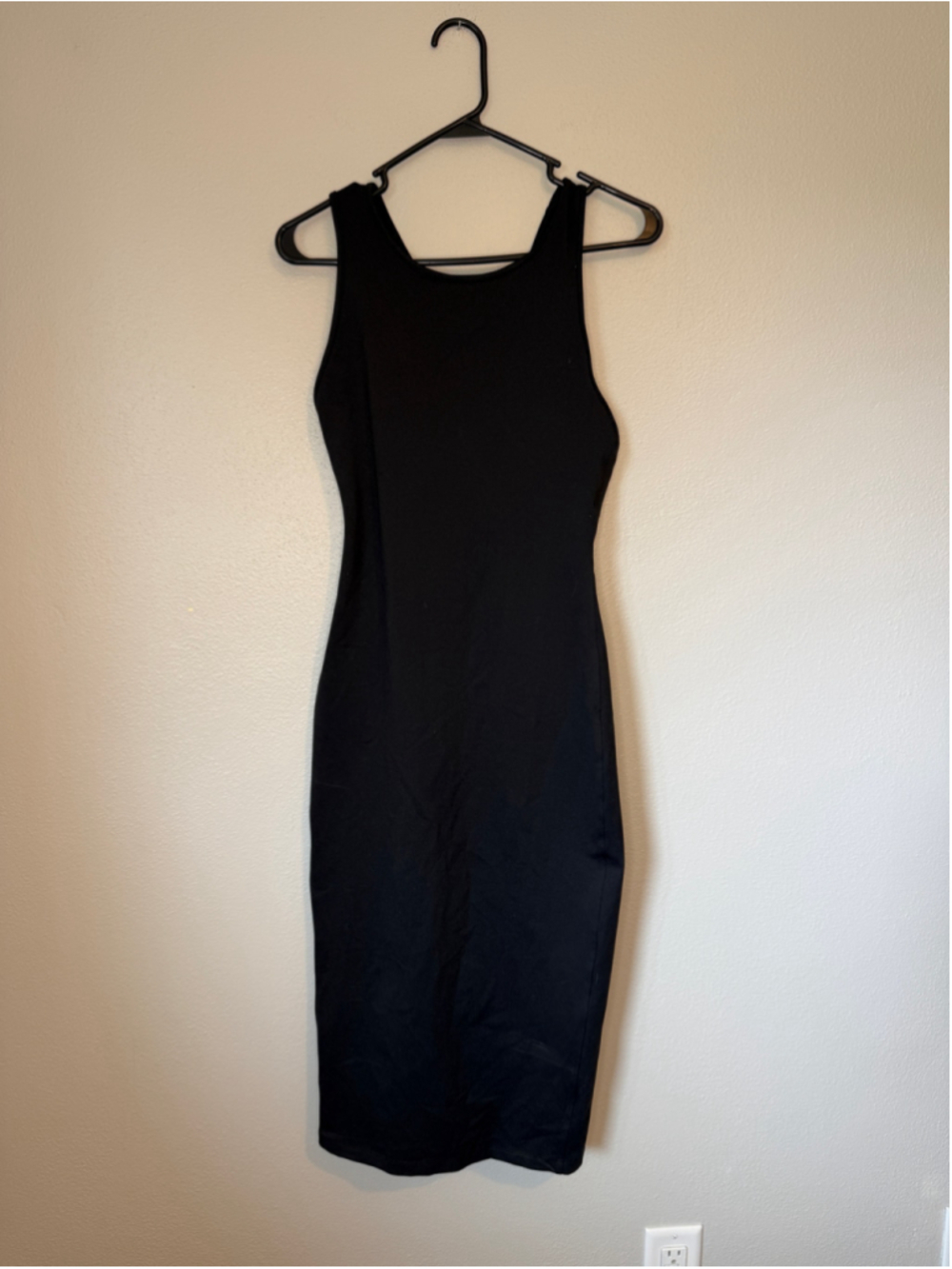Aritzia The Group Babaton Black Open Cross Back Midi Dress S